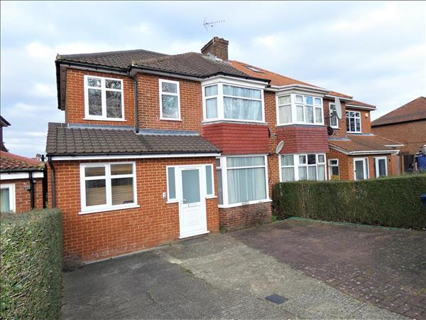 Whitton Avenue East