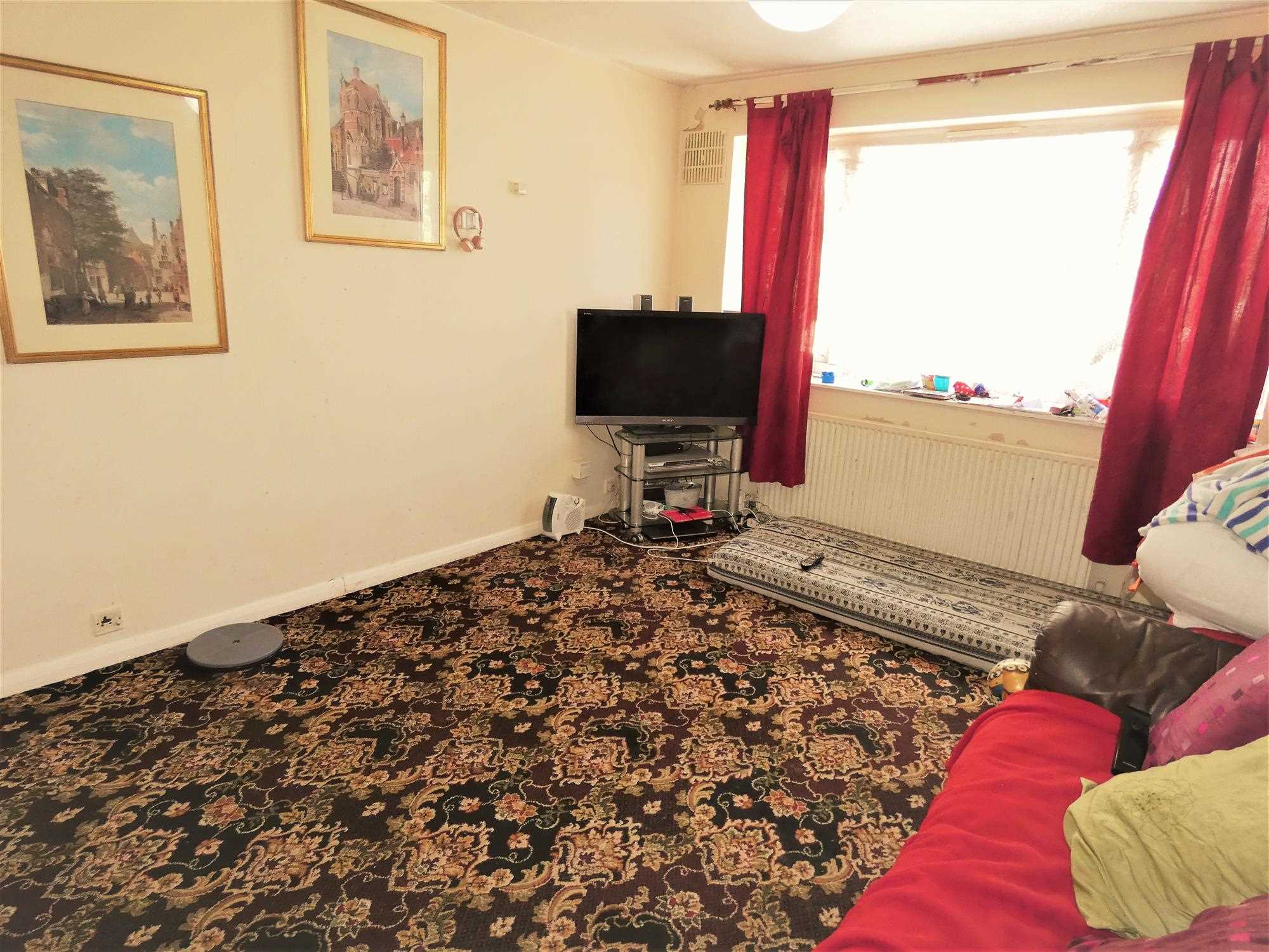 Strafford Road - Picture 8