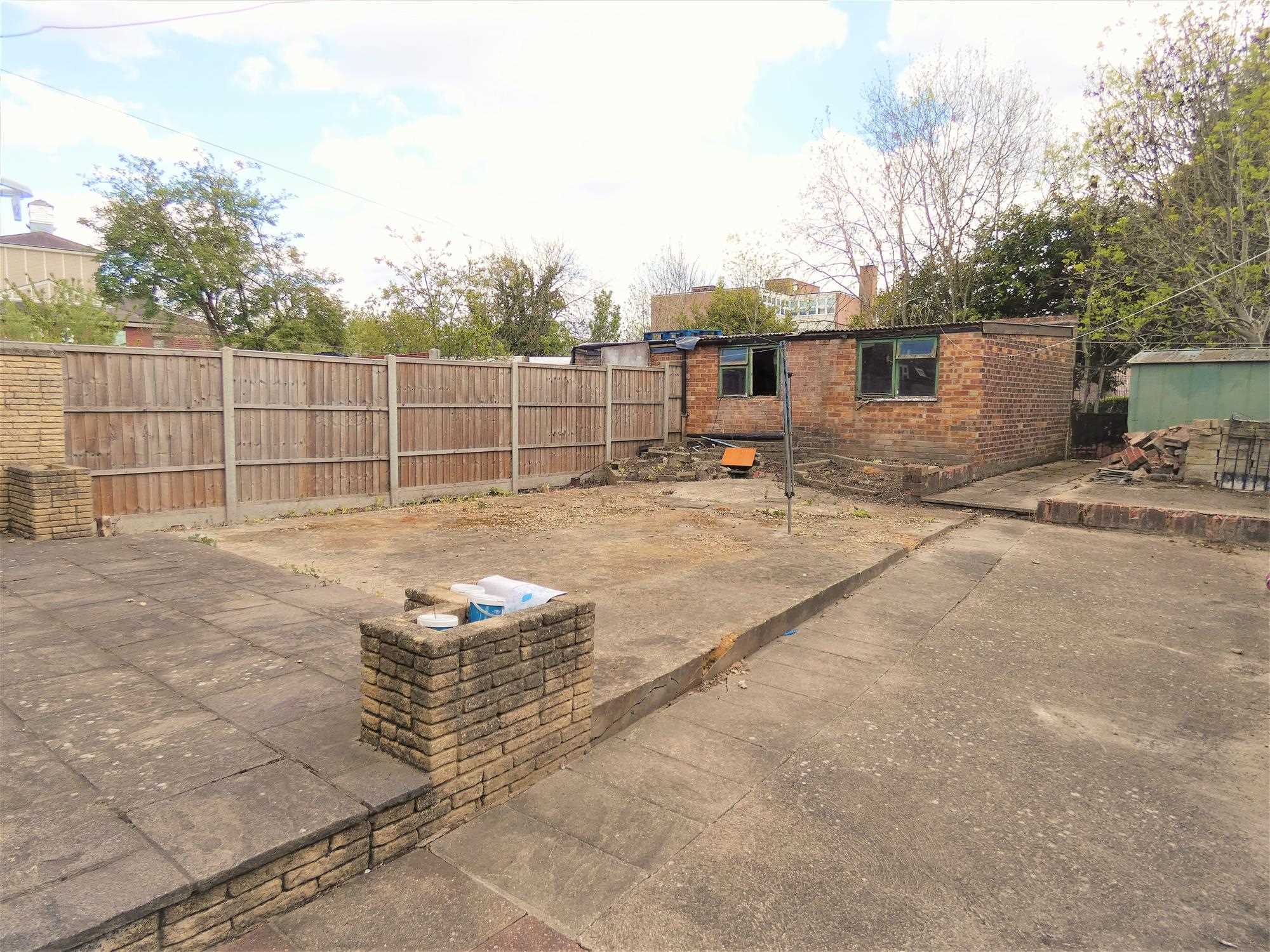 Strafford Road - Picture 15