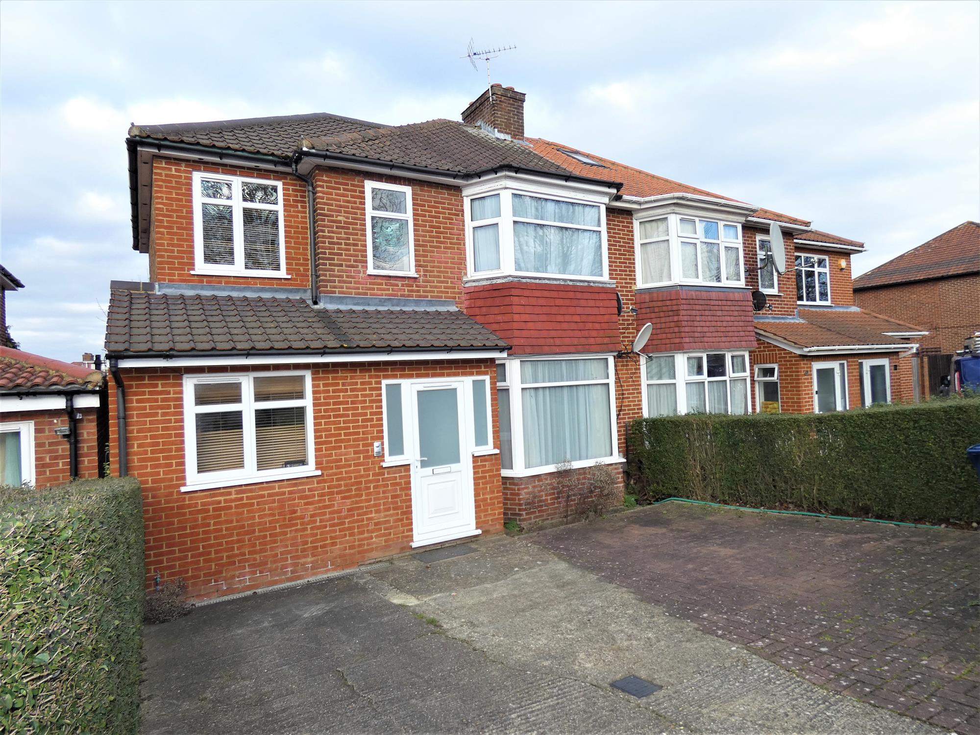 Whitton Avenue East - Picture 1
