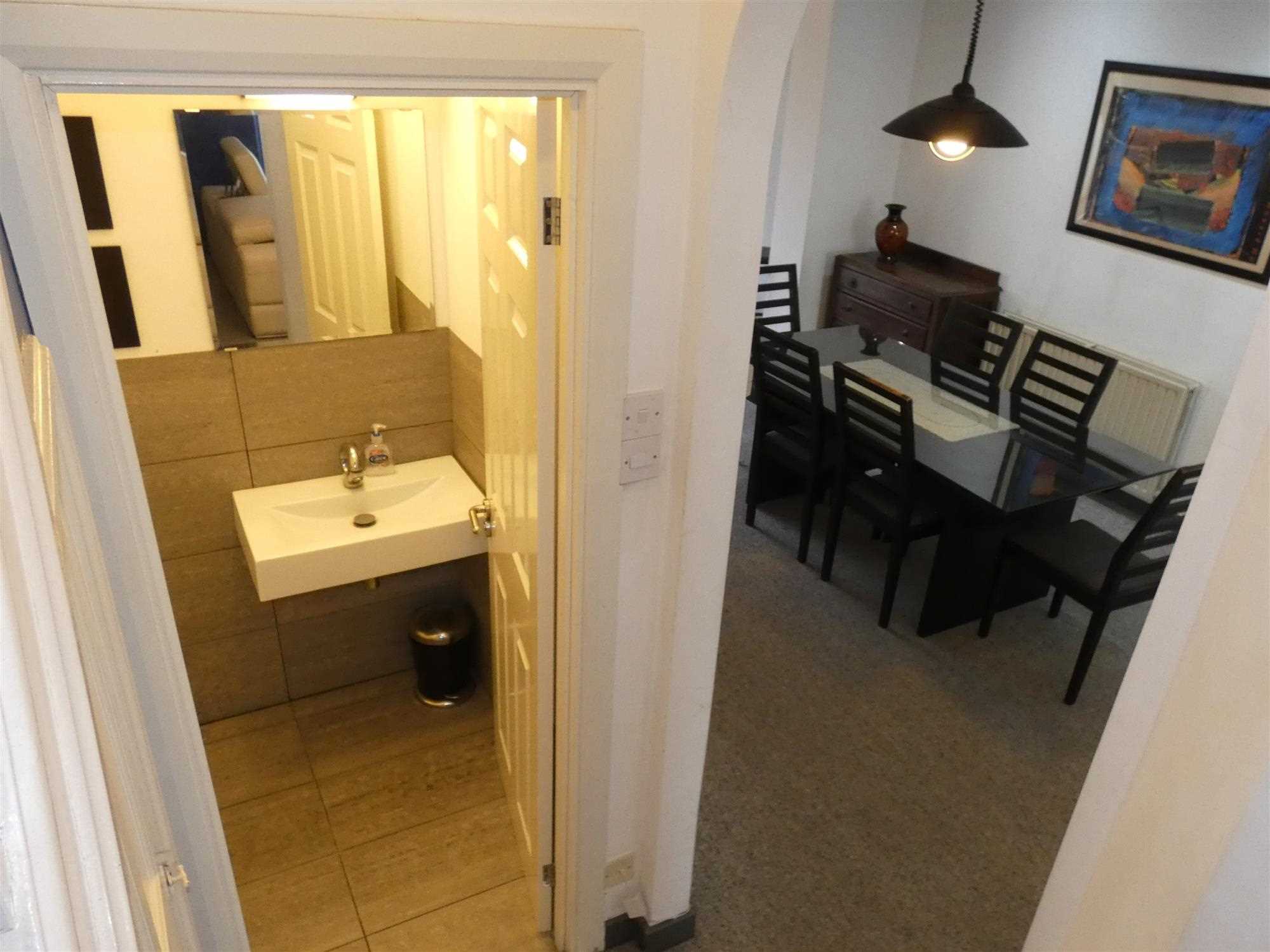 Whitton Avenue East - Picture 5