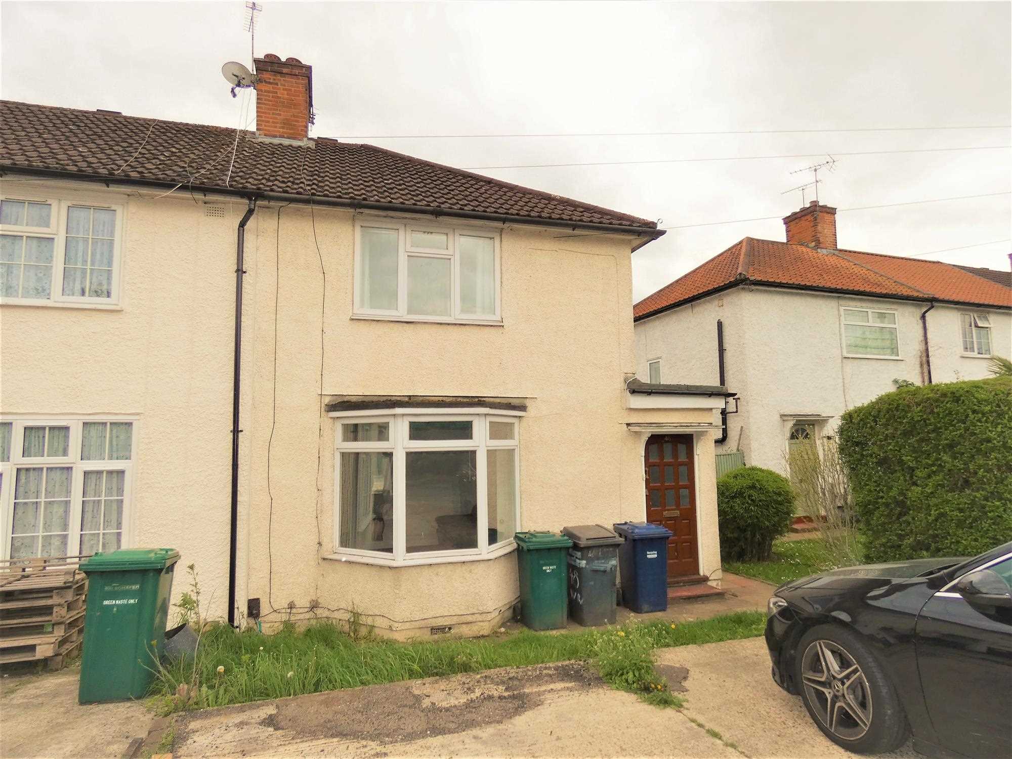 Edgware - Picture 2