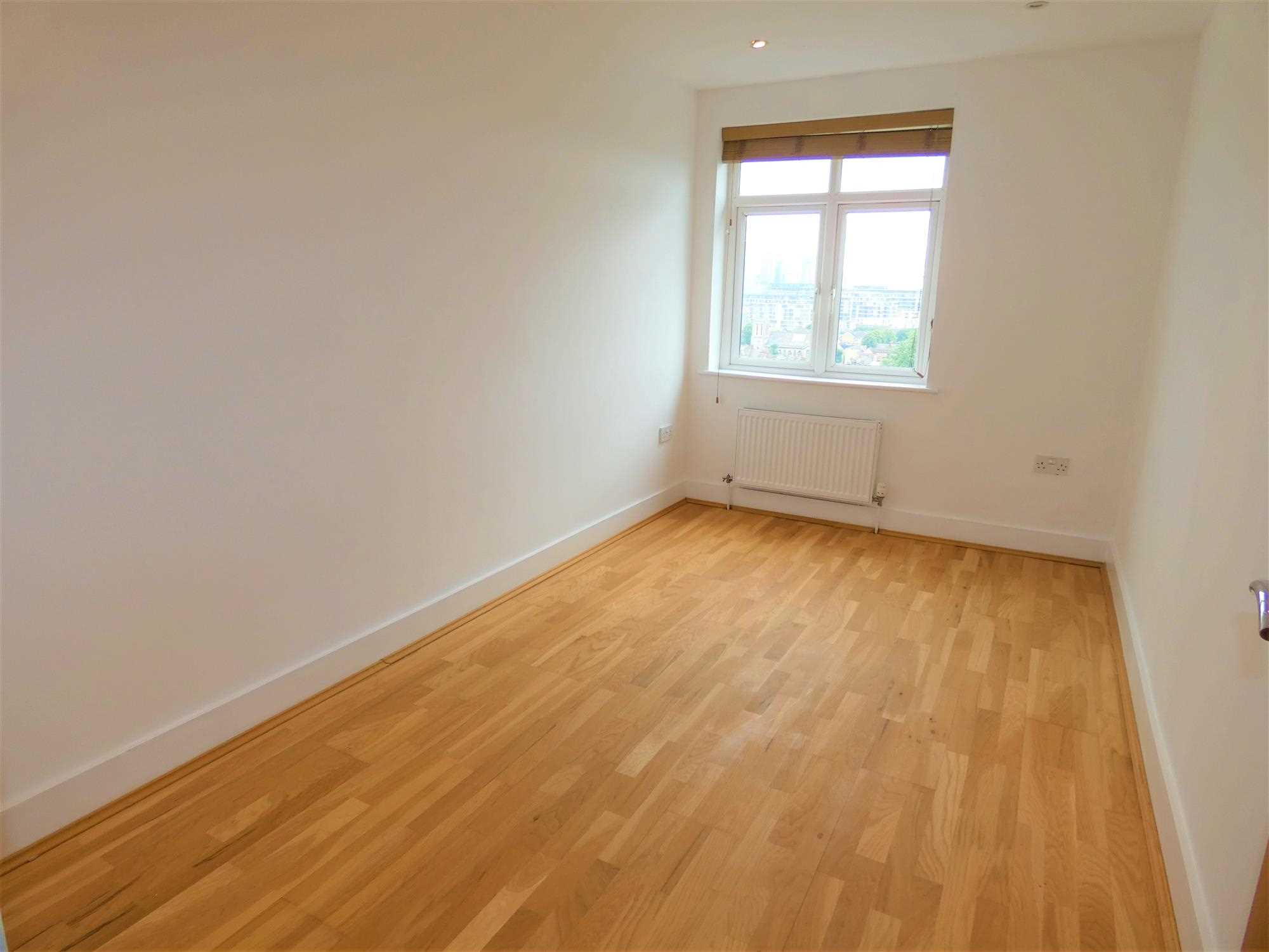 Vanbrugh Hill - Picture 13