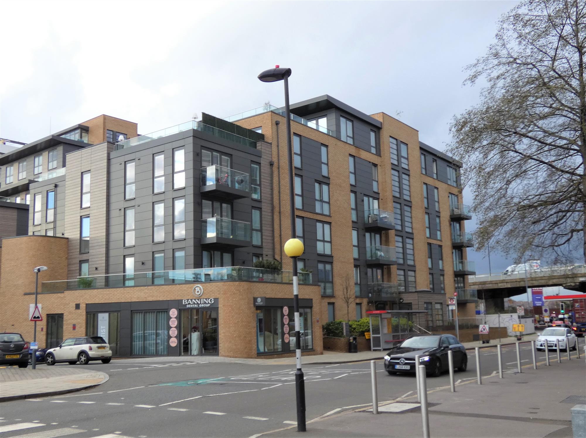 Ealing Road - Picture 1