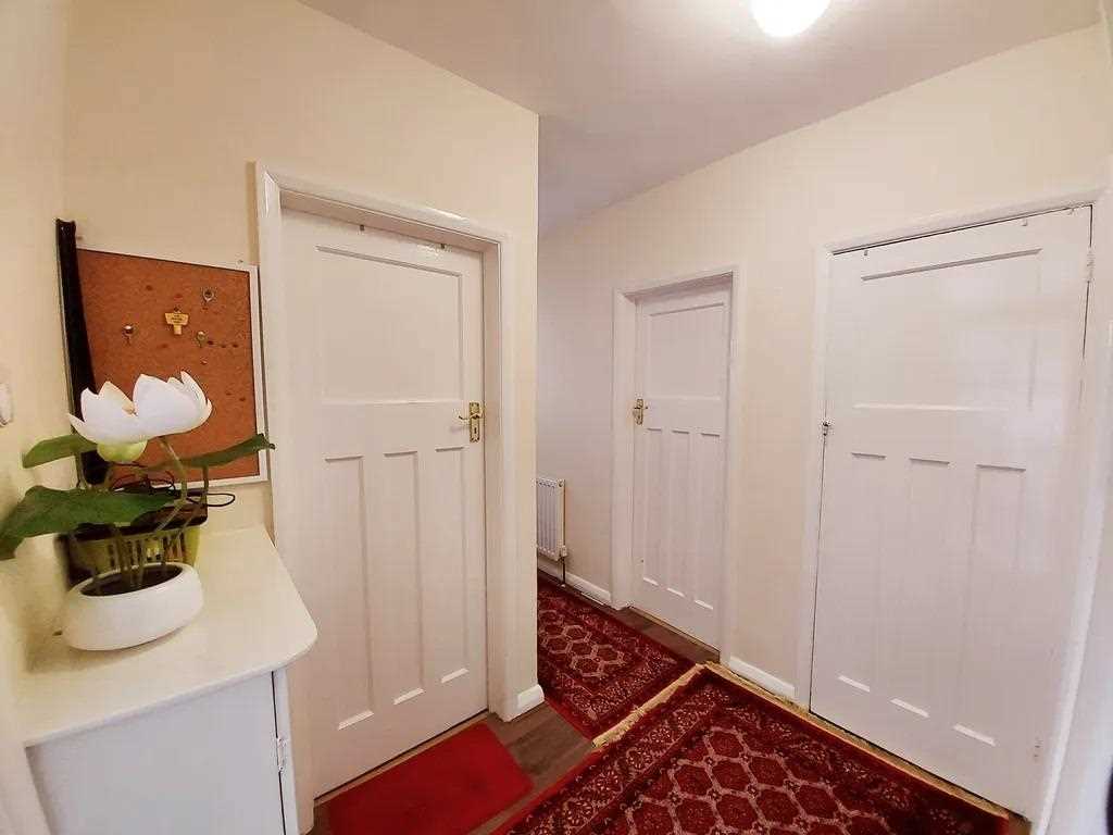 Darris Close - Picture 4