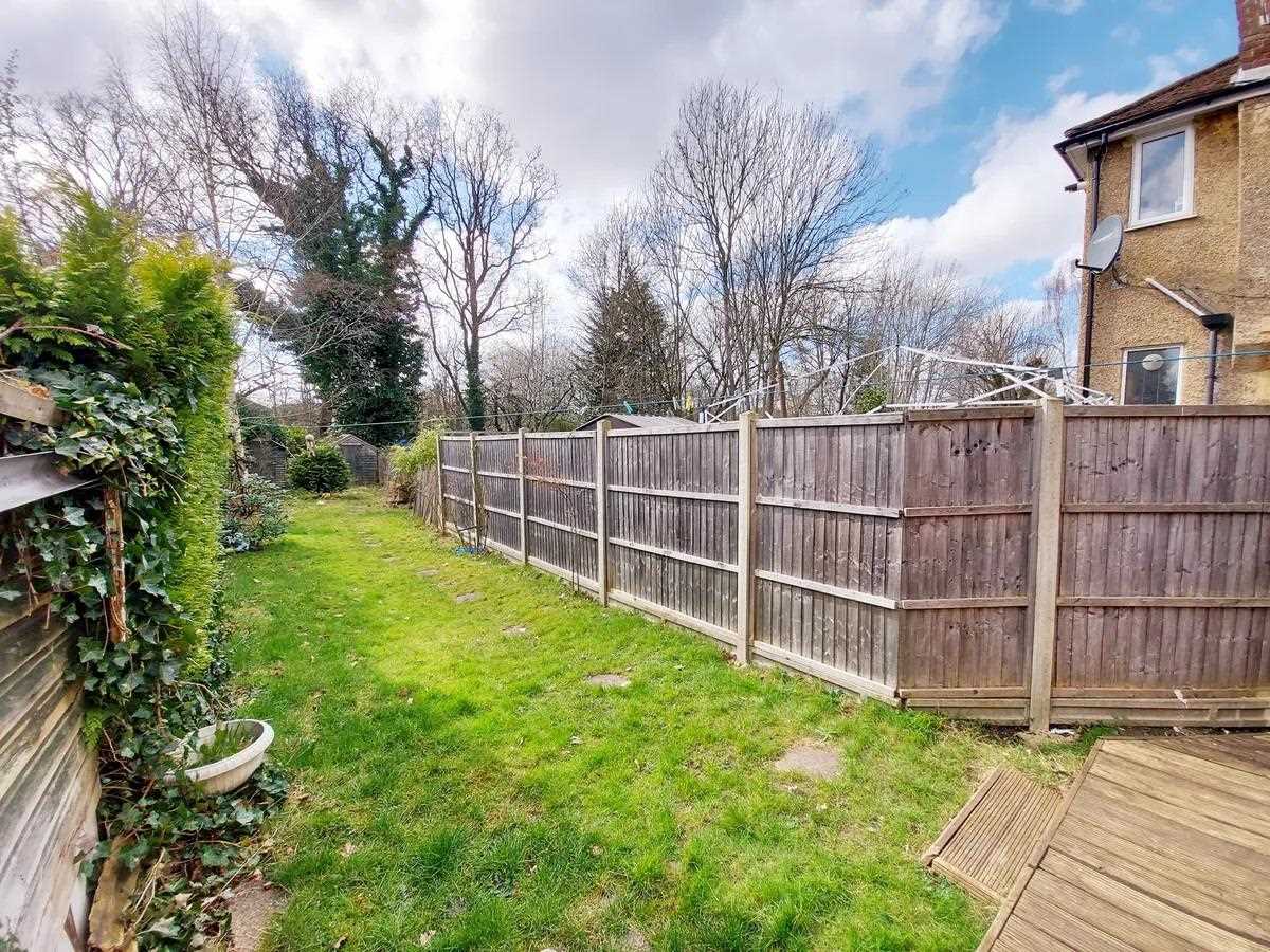 Windsor Close - Picture 9