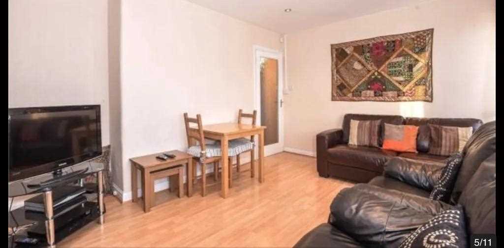 Edward Road - Picture 2