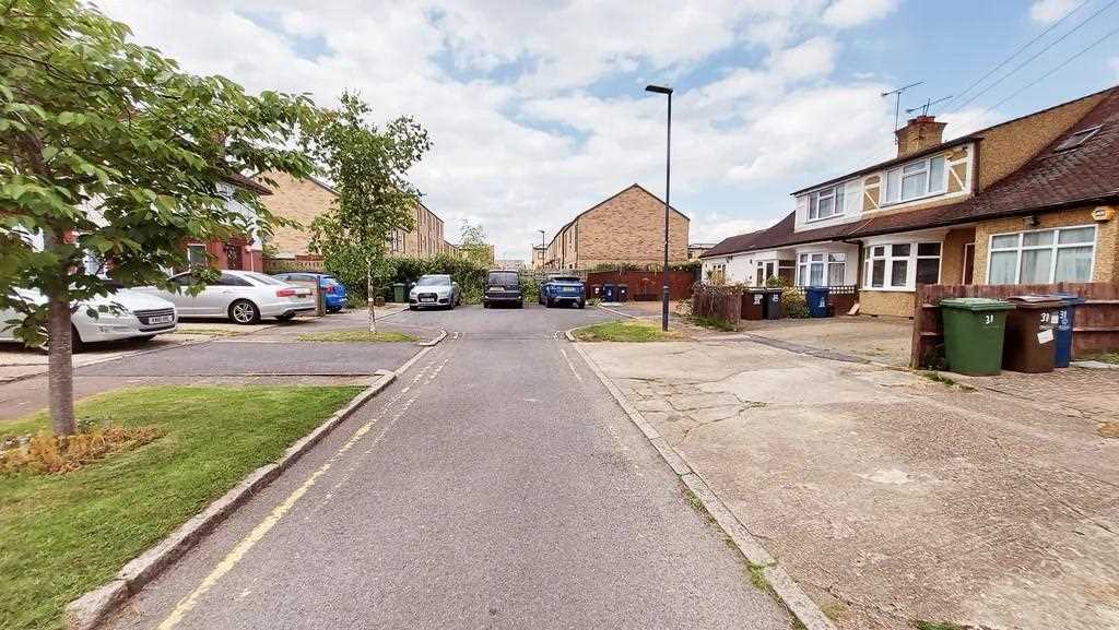 Edward Road - Picture 10