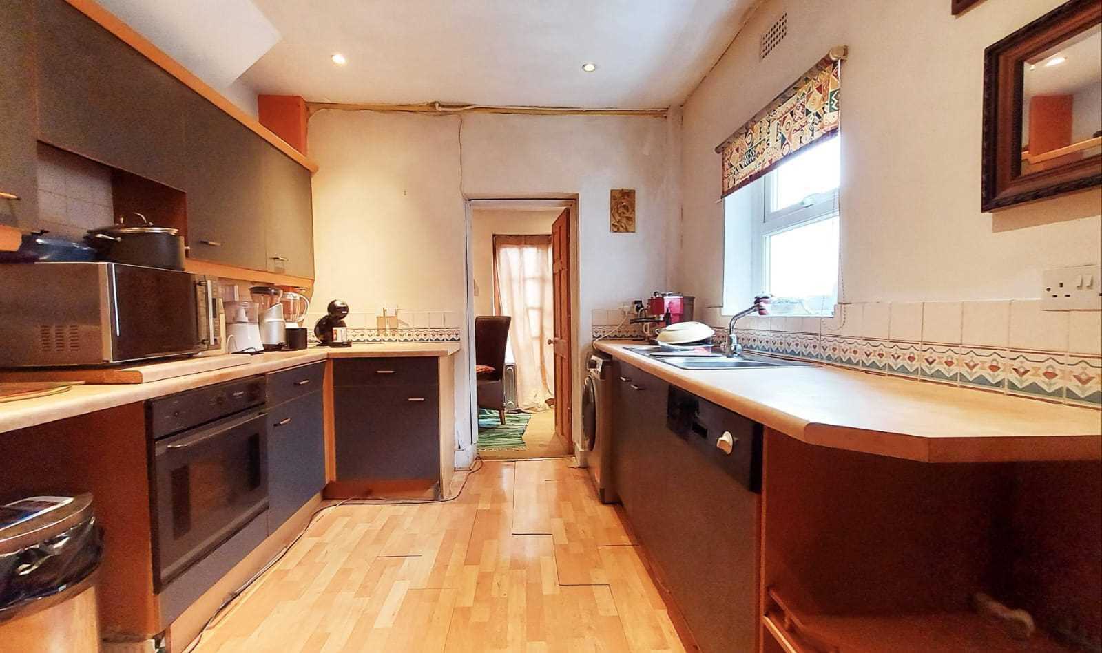 Ashville Road - Picture 1