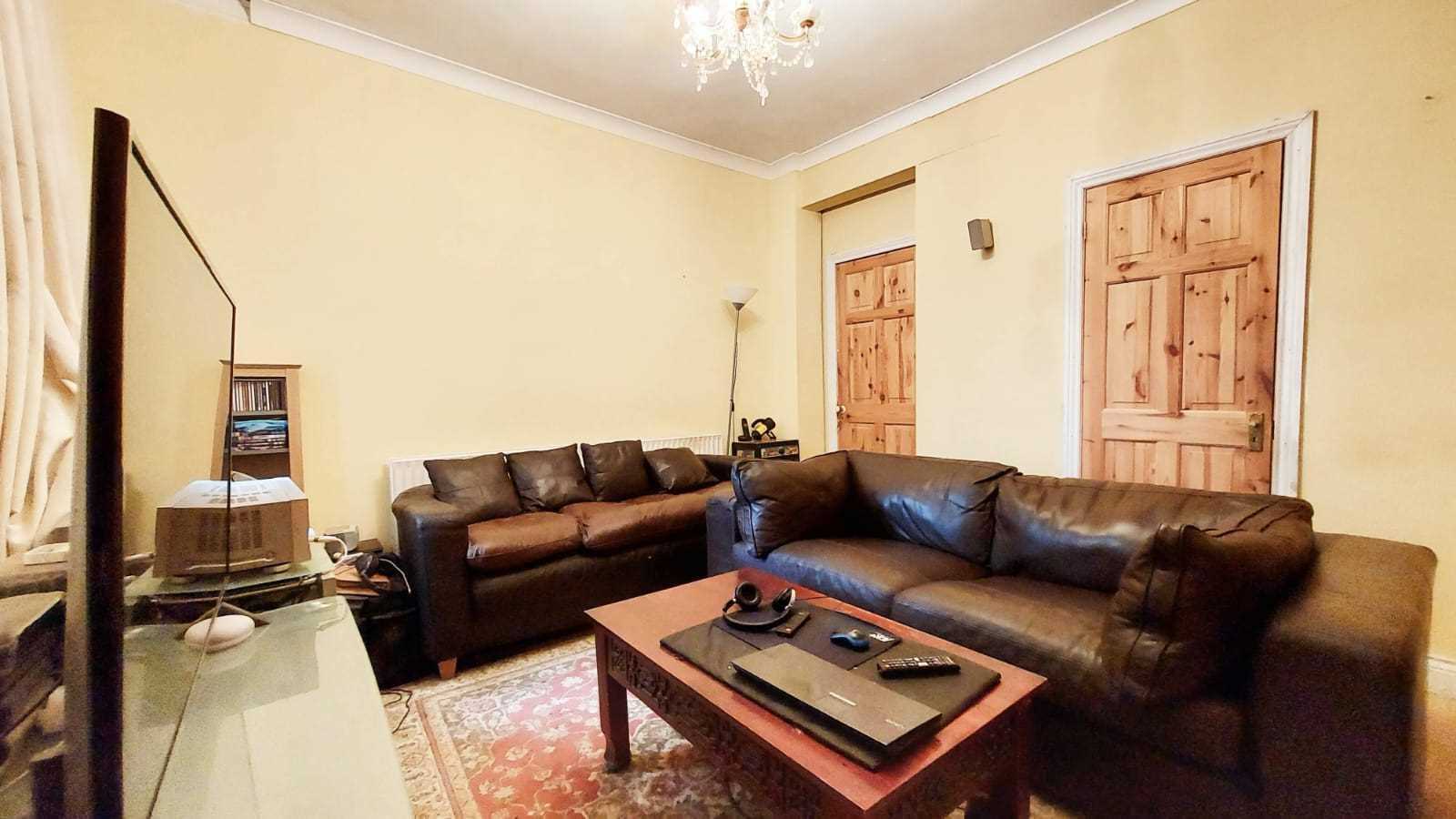 Ashville Road - Picture 2