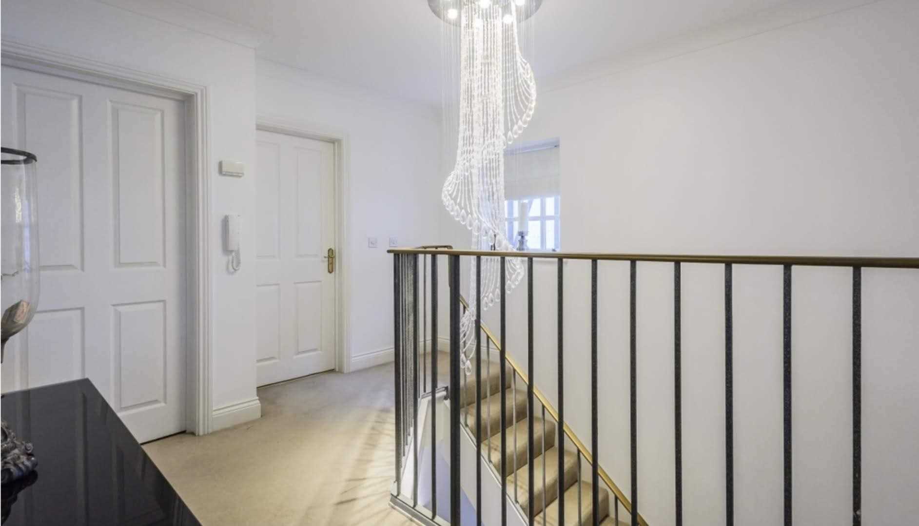 Ongar Road - Picture 8