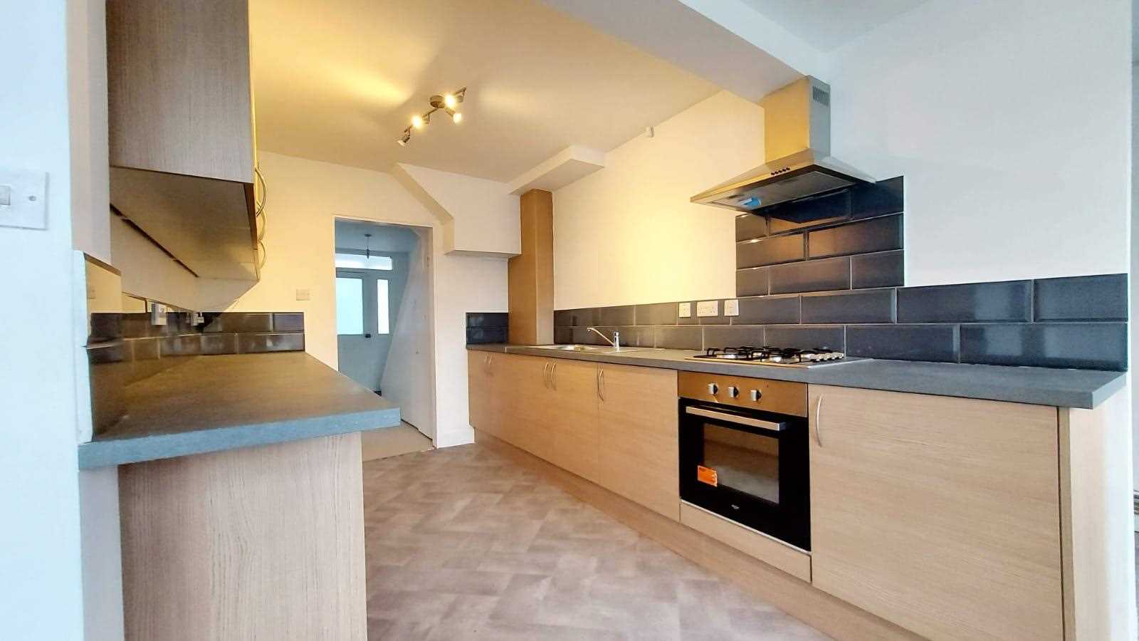 Alfred Road - Picture 2