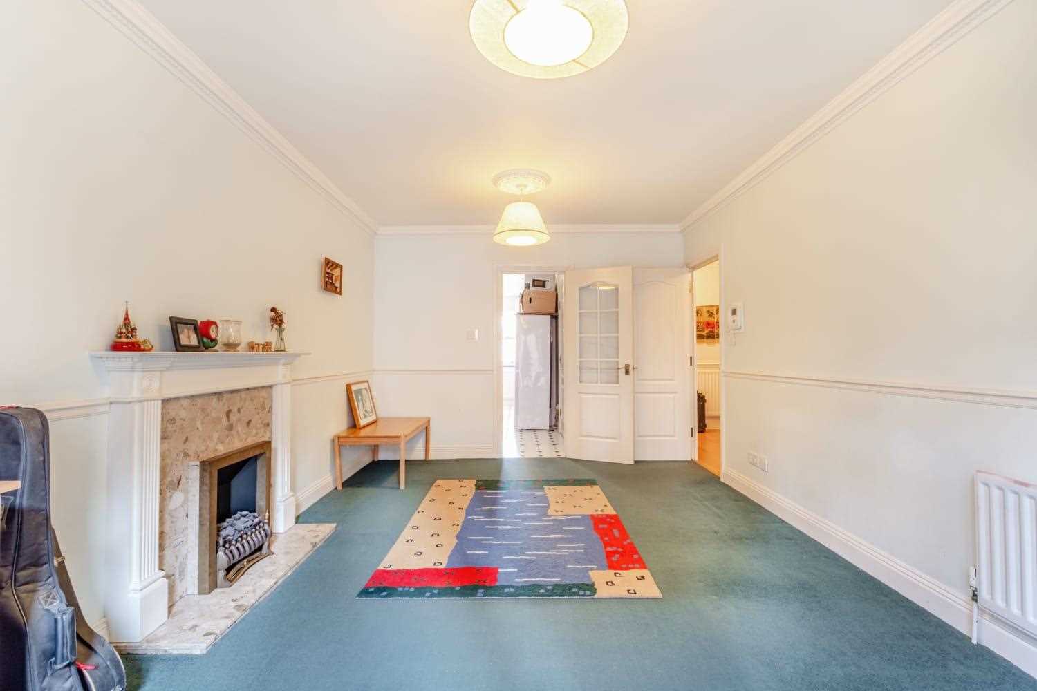 Leathermarket Court - Picture 6