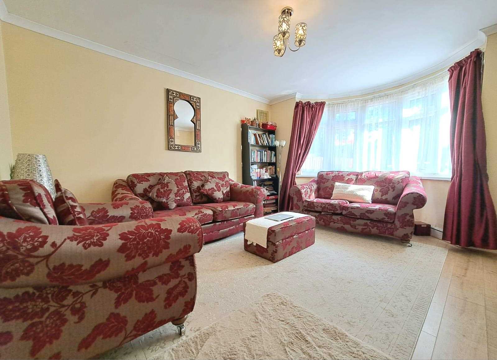 Park Road - Picture 2