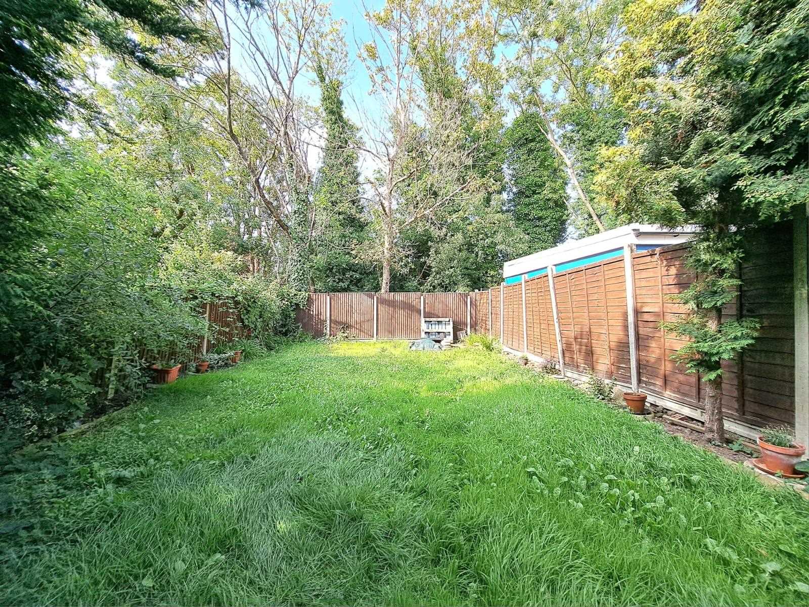 Park Road - Picture 18