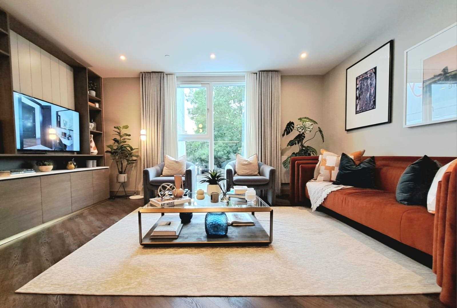 Fairfield Avenue - Picture 1