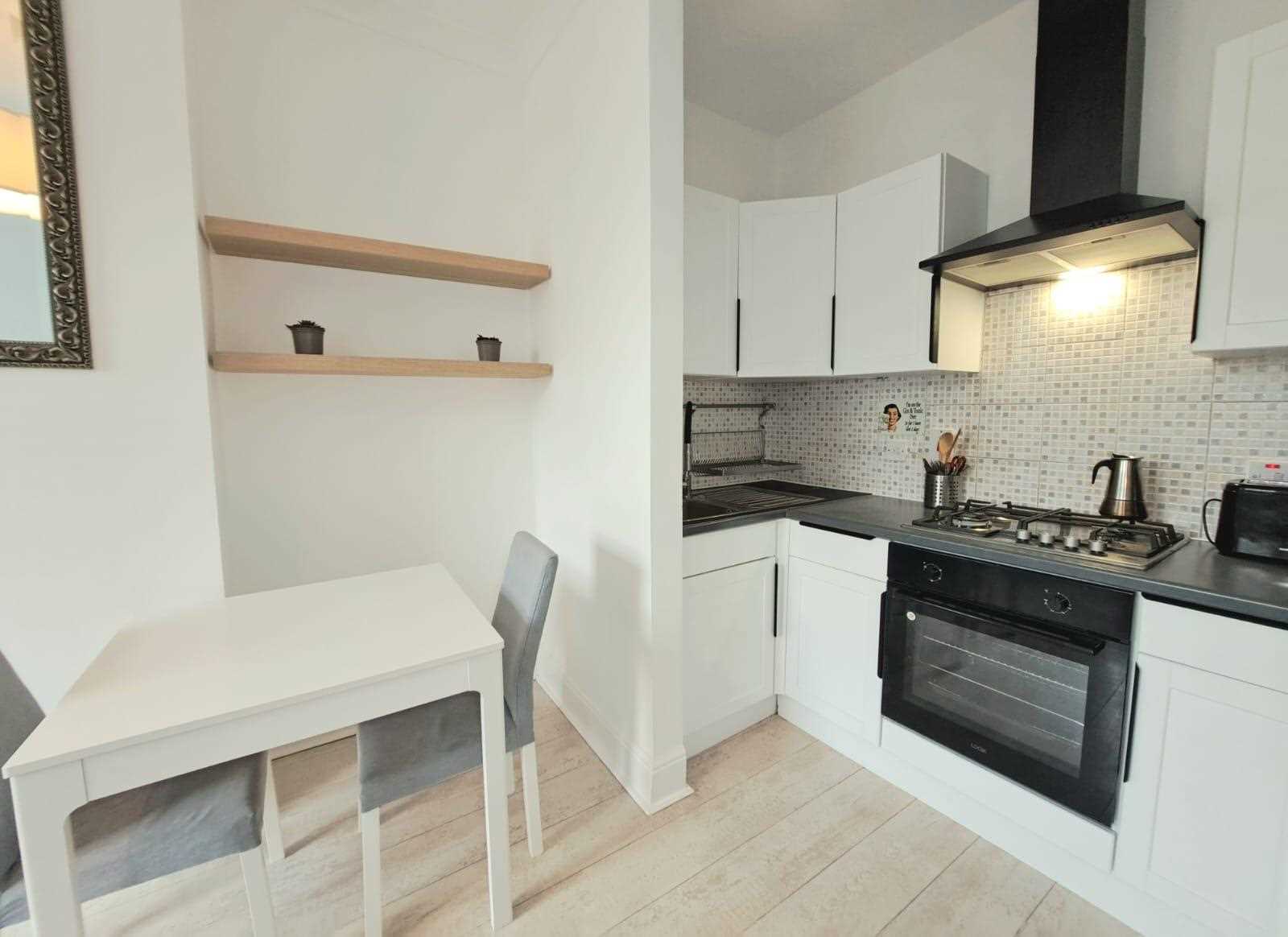 Ashmore Road - Picture 3