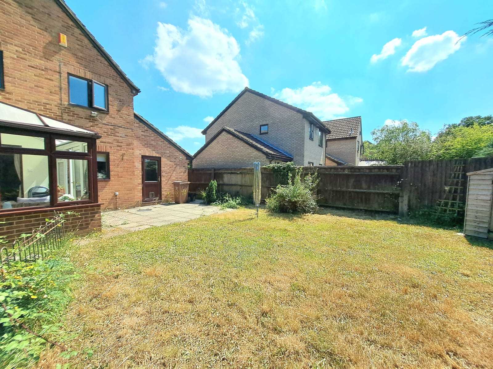 Adwell Drive, - Picture 13