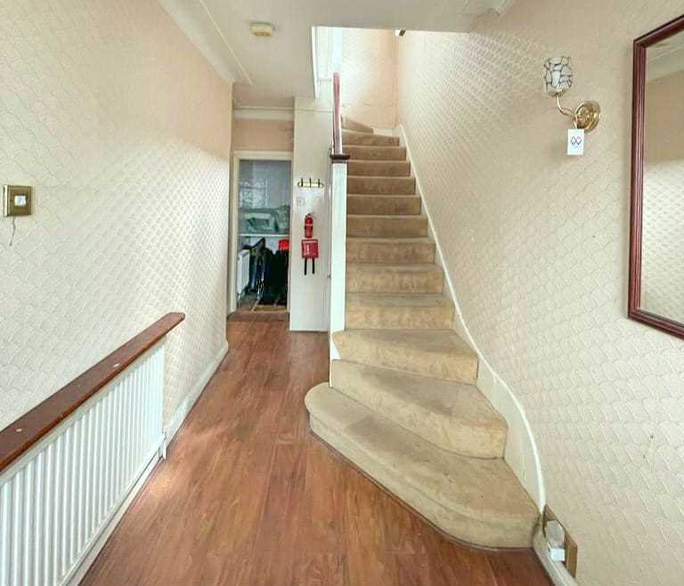 Thirlmere Gardens - Picture 6