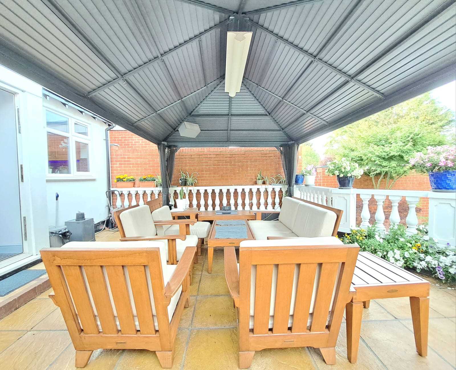 Watford Road - Picture 30