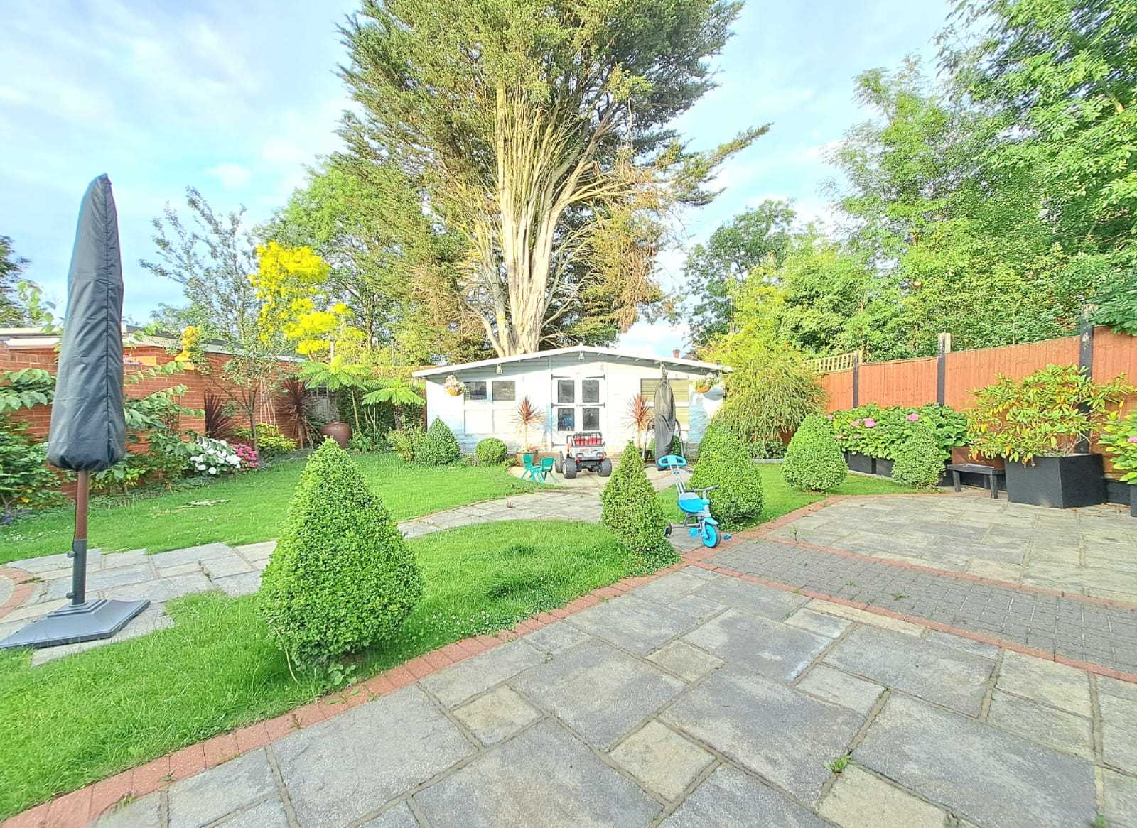Watford Road - Picture 33