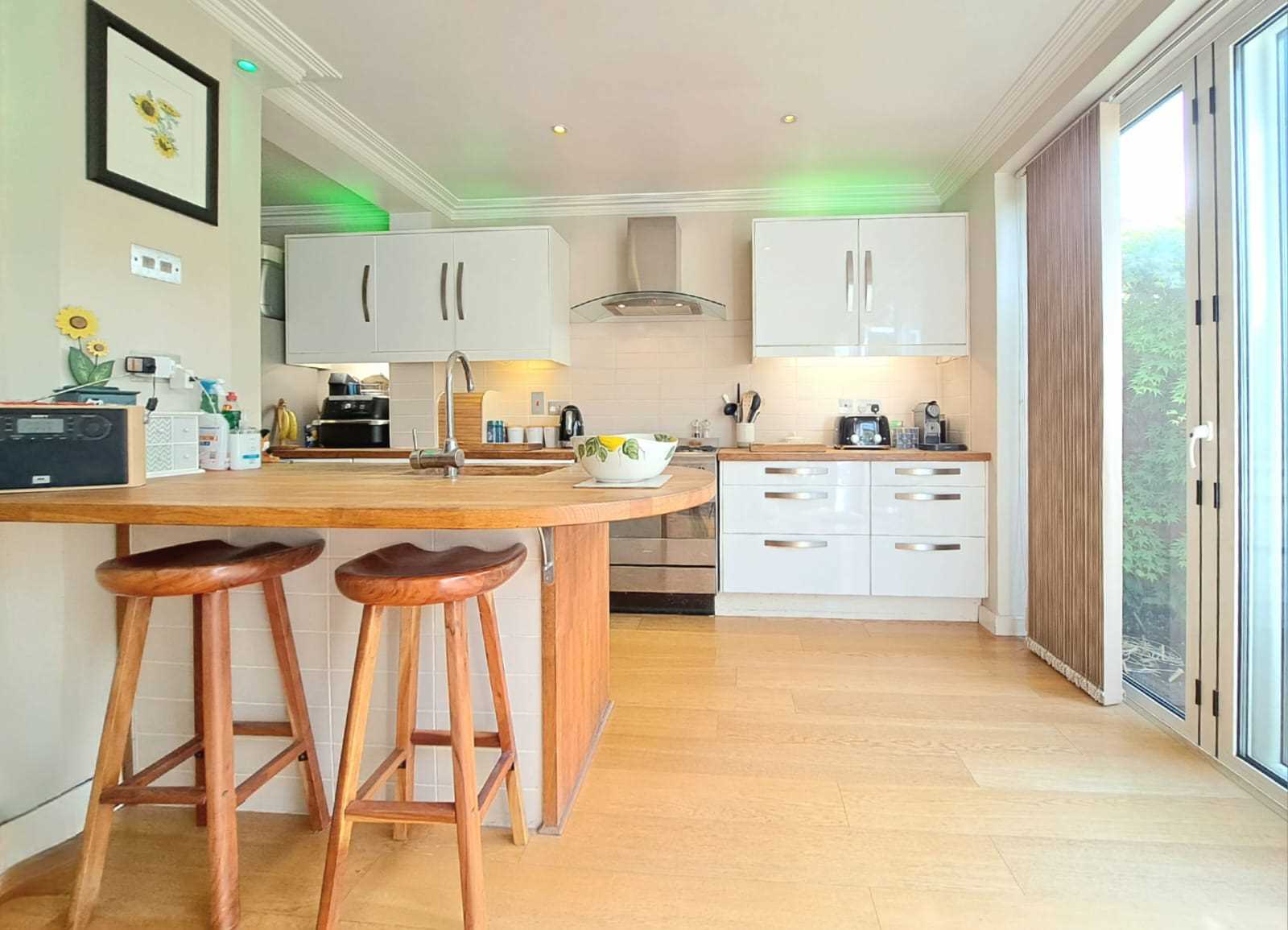 Fairlop Road - Picture 5