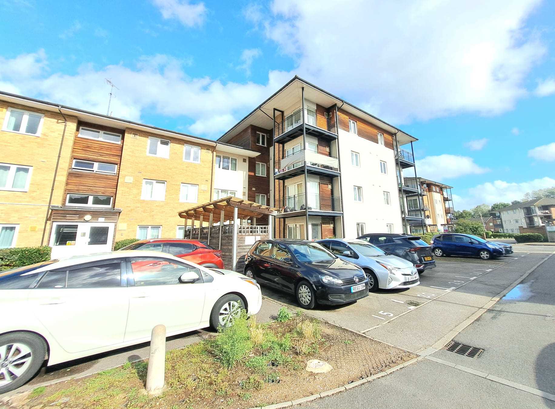 Bennett Close - Picture 1