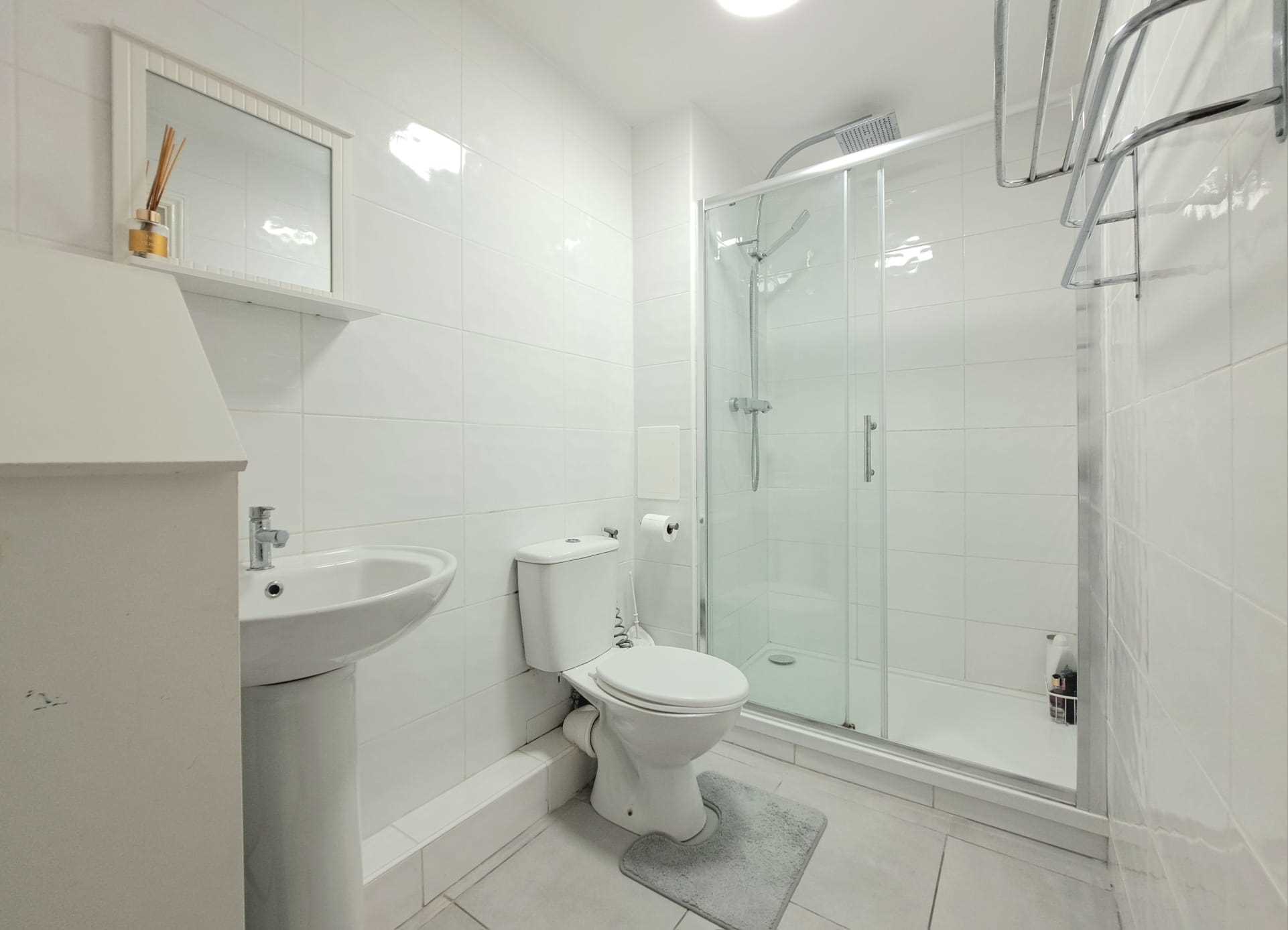 Bennett Close - Picture 14