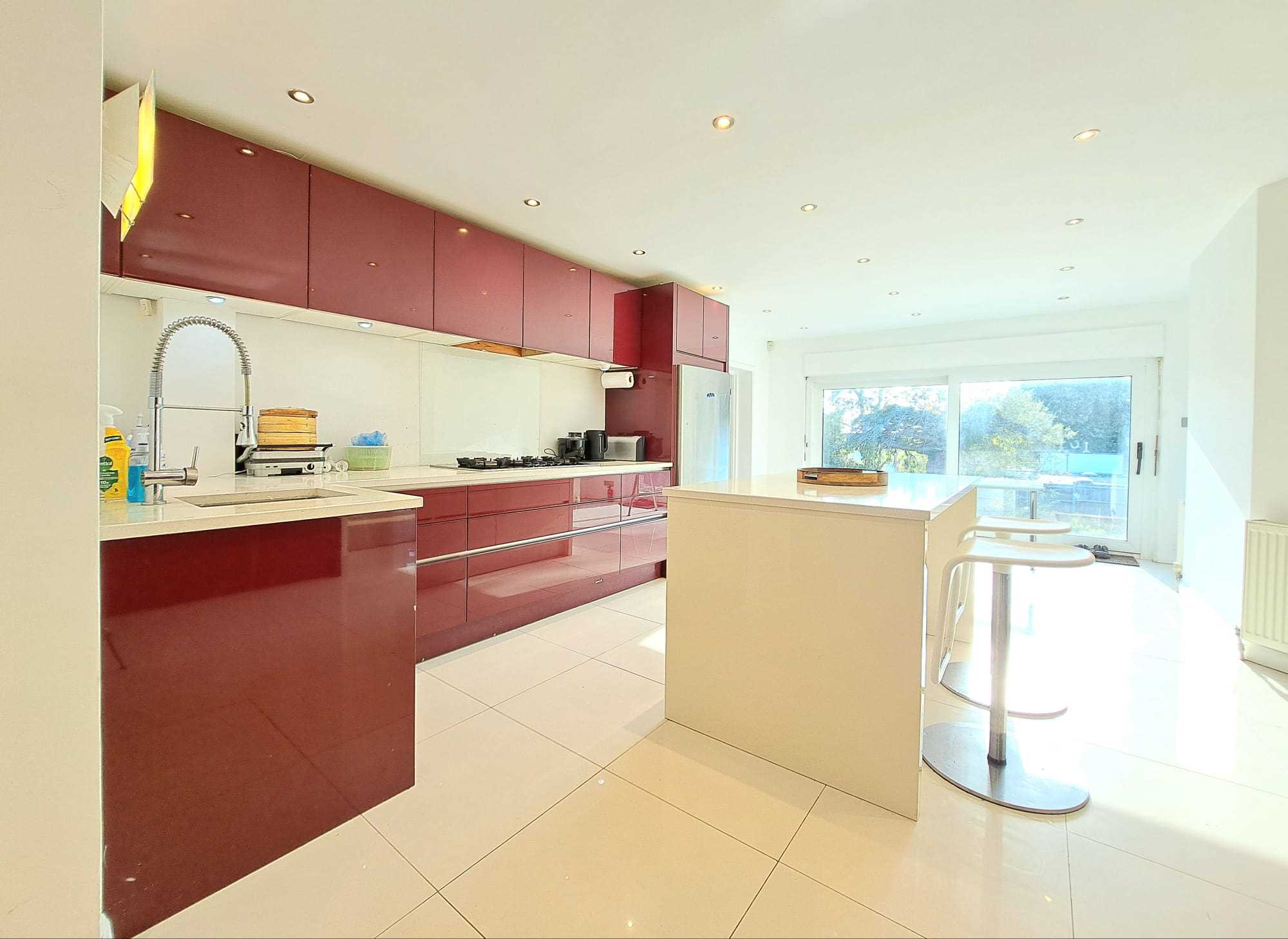 Green Lane - Picture 13