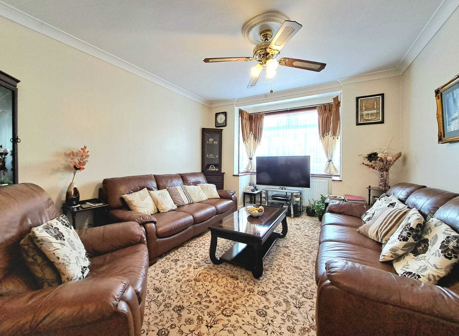 Birkbeck Avenue - Picture 3