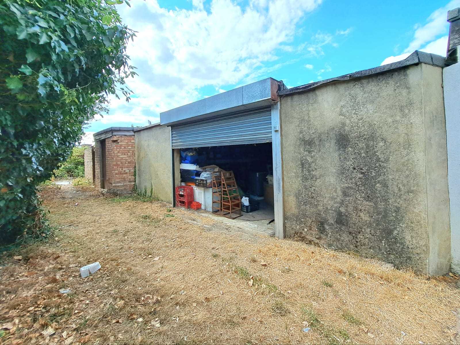 Birkbeck Avenue - Picture 18